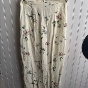 Time Out Floral Cream Skirt